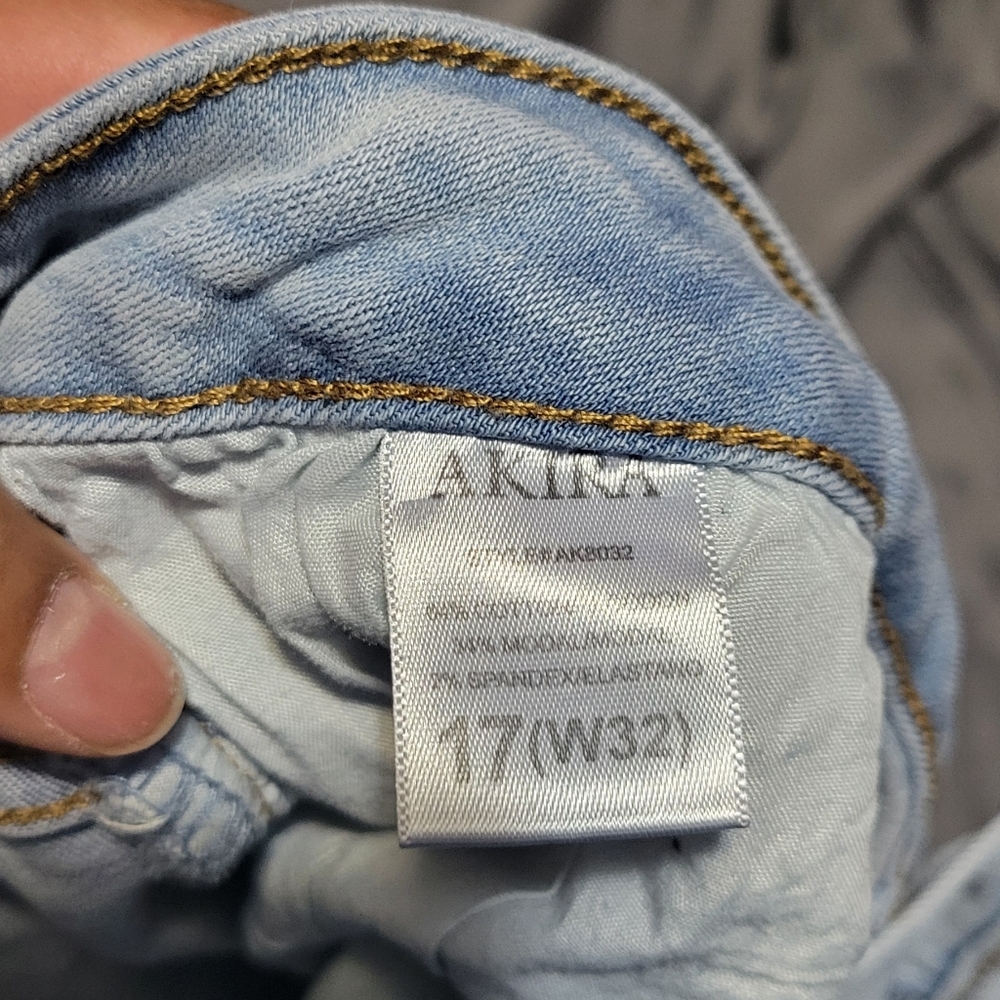 AKIRA Light Blue Distressed Skinny Jeans Sz 17 - Picture 6 of 6